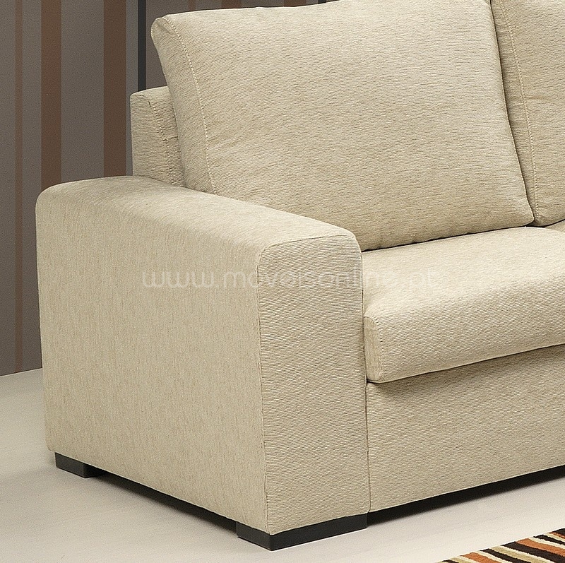 Conforto e funcionalidade na sua casa! Apresentamos o sofá cama 3 Lugares Caribe, a solução perfeita para quem procura versatilidade no seu mobiliário.