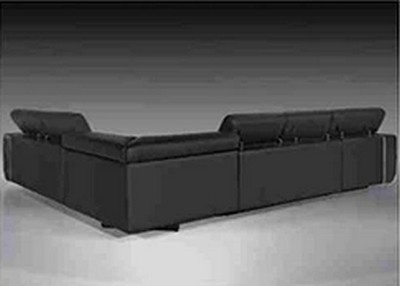 O sofá de canto Bari é a escolha perfeita para criar espaços acolhedores e modernos. Com estilo contemporâneo, destaca-se por ser versátil e resistente.