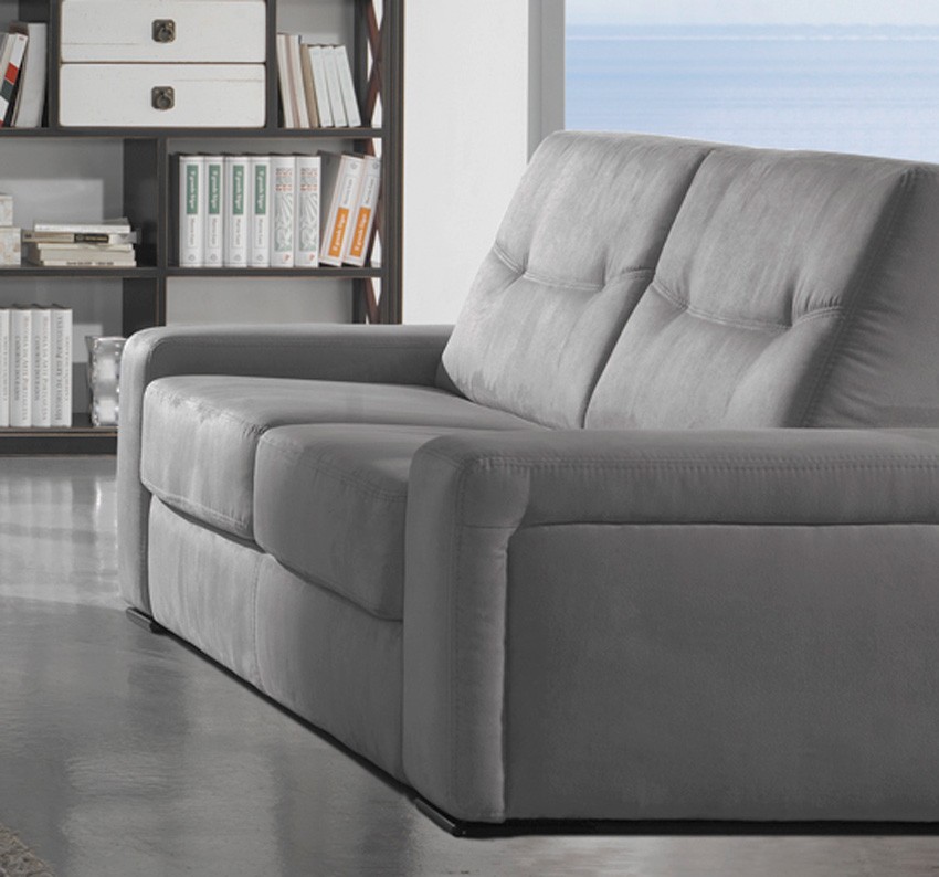 O sofa cama Katia é a escolha ideal para quem procura um sofá moderno e versátil. Desfrute de estar em casa no conforto do seu sofá cama!