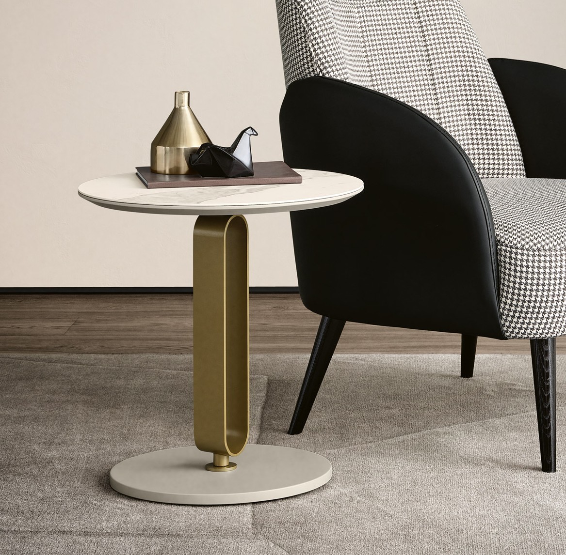 A mesa de apoio Messina é a maneira perfeita de dar um toque especial à sua decoração moderna, elegante e prática!