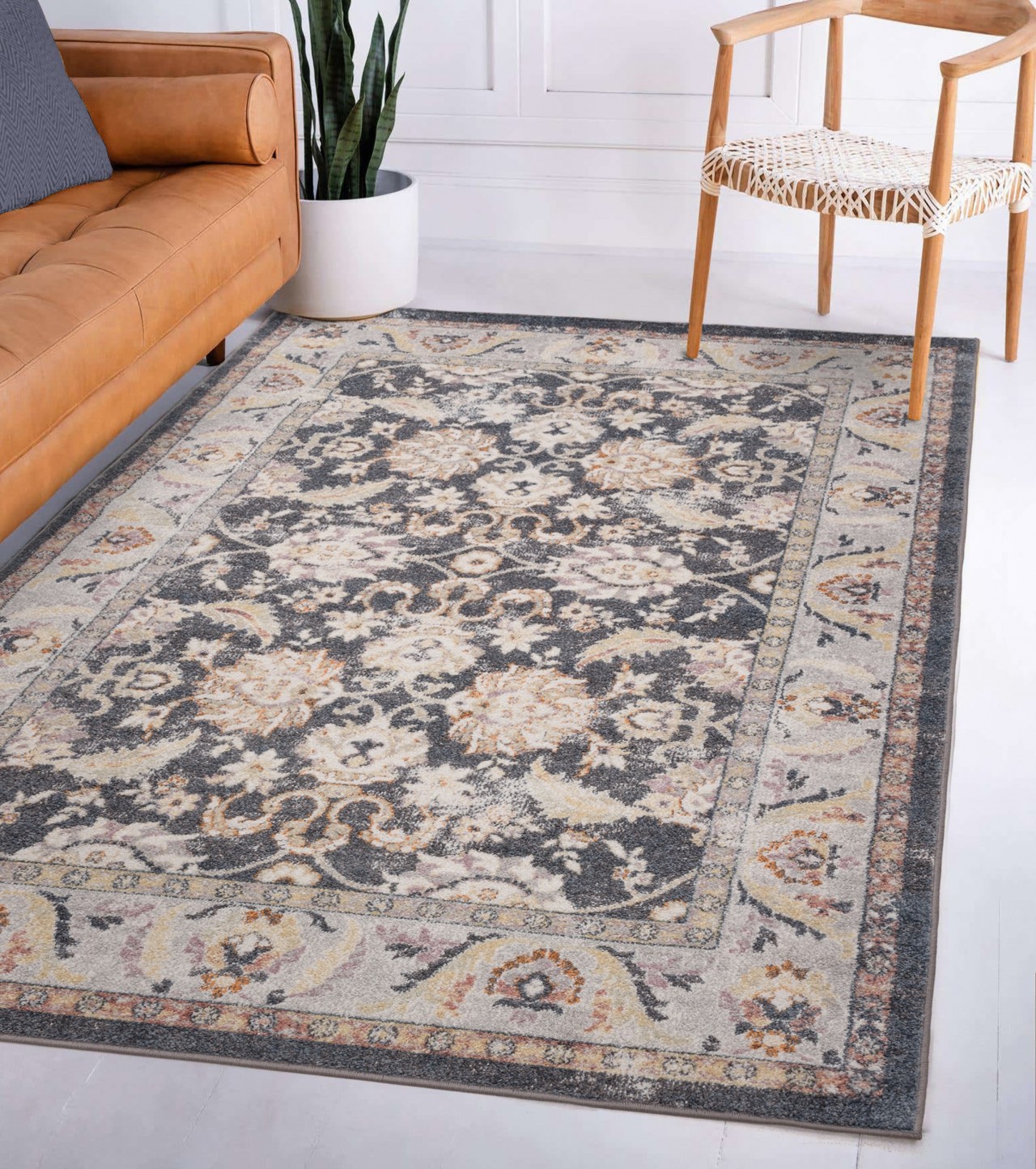 Adicione um toque floral à sua casa com o tapete Flores Farah. Este tapete de decoração é a escolha perfeita para trazer cor e estilo para qualquer espaço!
