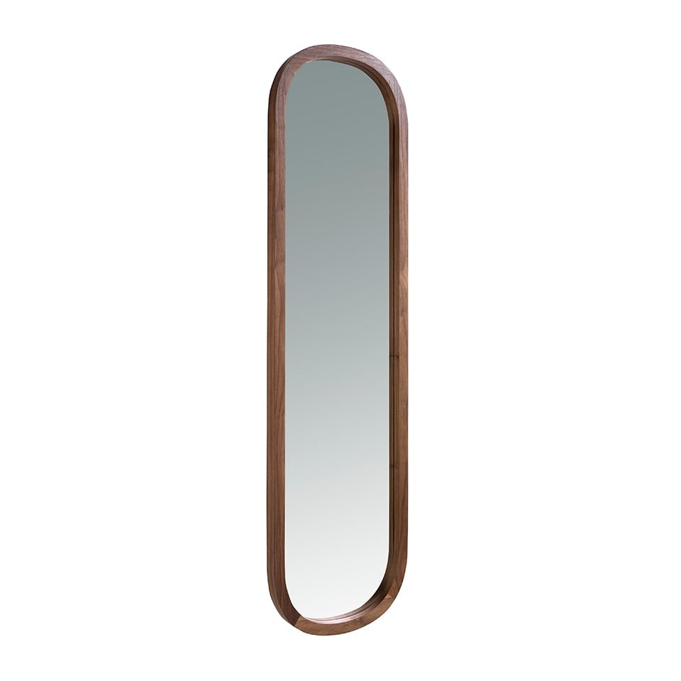 O espelho Vernazza é um espelho de luxo produzido com materiais de primeira qualidade, que lhe dão um toque moderno e elegante. Uma peça bonita para adicionar ao seu lar.