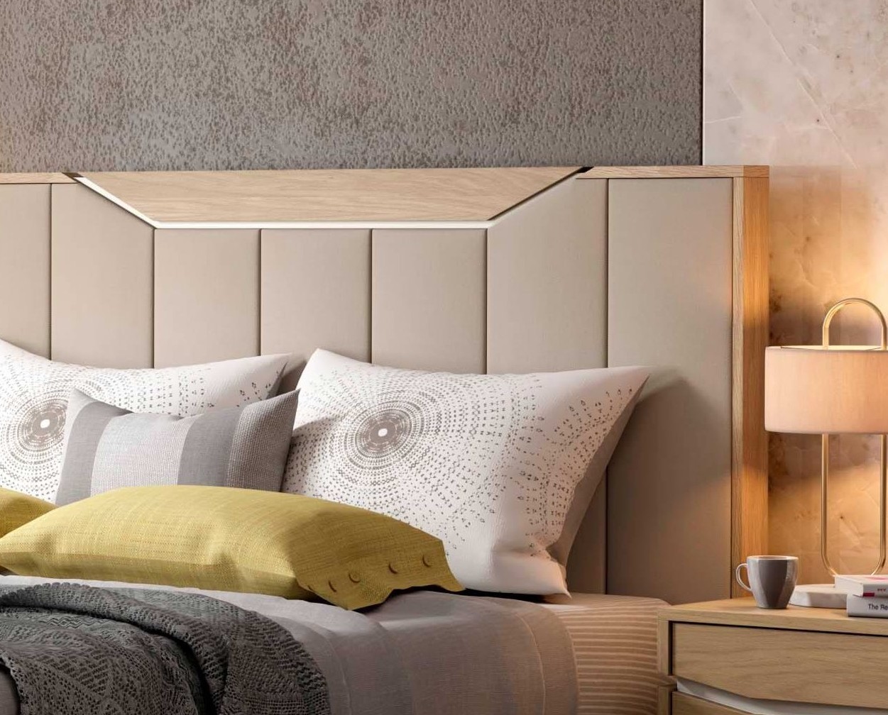 O Quarto de Casal Luca Mor é o lugar ideal para relaxar e desfrutar de momentos a dois na cama de casal.