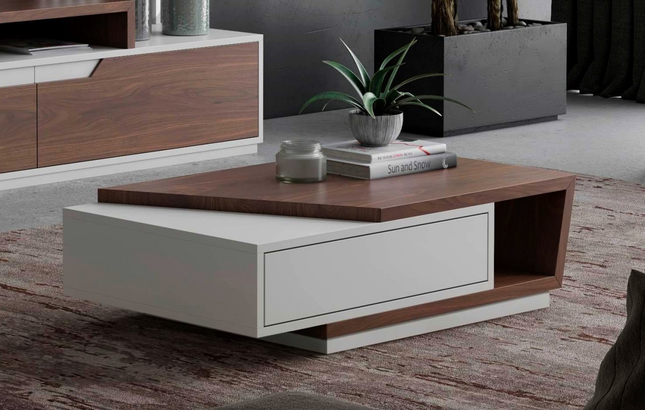 A mesa de centro Luca New é a solução ideal para adicionar um toque moderno e elegante à tua casa. Uma peça única, especialmente pensada para o teu conforto e bem-estar!