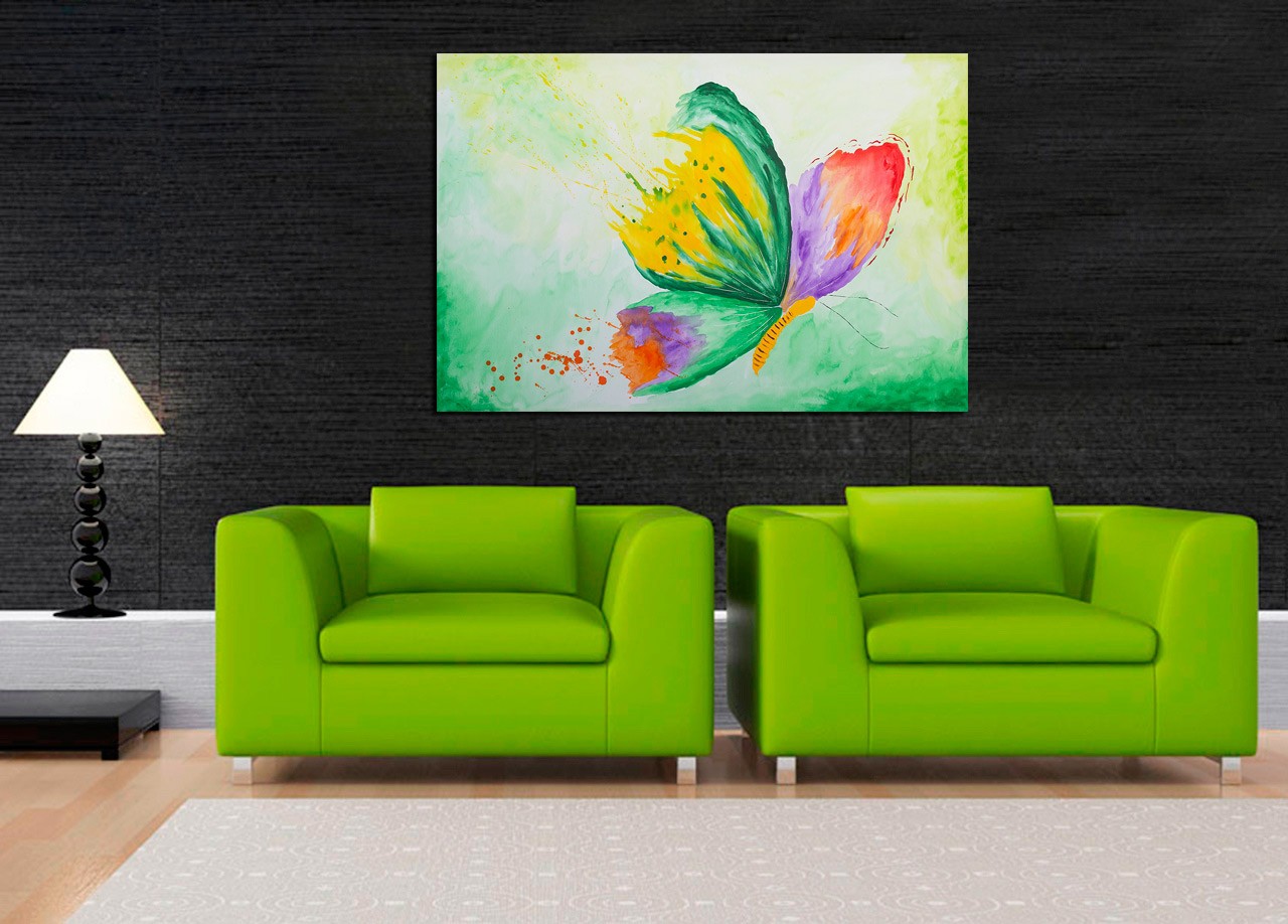 A beleza da primavera num quadro com uma borboleta verde lembrando a magia do renascimento da vida.