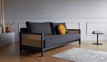 Durma com mais conforto e utilidade. O sofá cama Narvi é a melhor escolha para quem precisa de um espaço diferenciado e moderno!