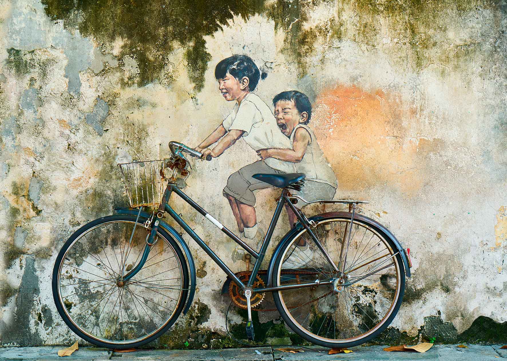 Pintura de bicicleta em mural