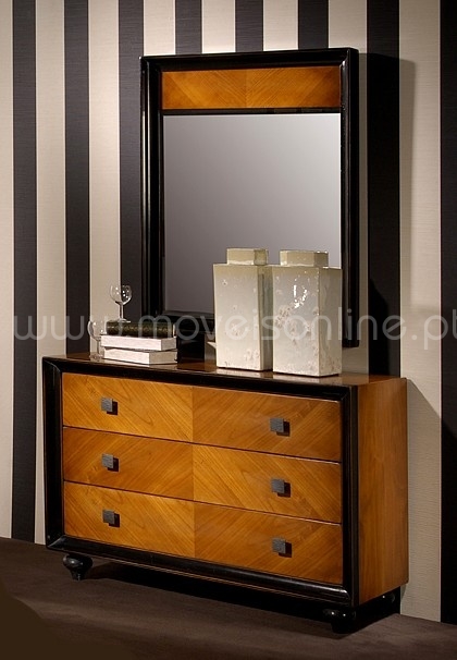 Comoda com Moldura Velvet