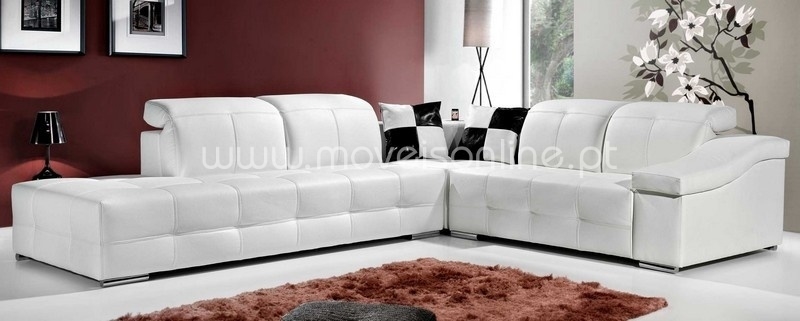 Olhe para esse estilo moderno e versátil. O sofá de canto Scalla é a escolha perfeita para transformar qualquer sala de estar em um ambiente moderno e elegante.