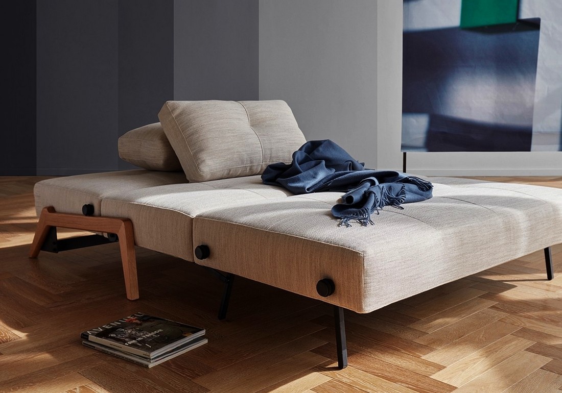 O sofá cama Cubed Wood é o ajuste perfeito para a sua sala de estar! Um design moderno, com linhas simples e despojado, que se encaixa em qualquer espaço. Conforto, utilidade e beleza ao mesmo tempo