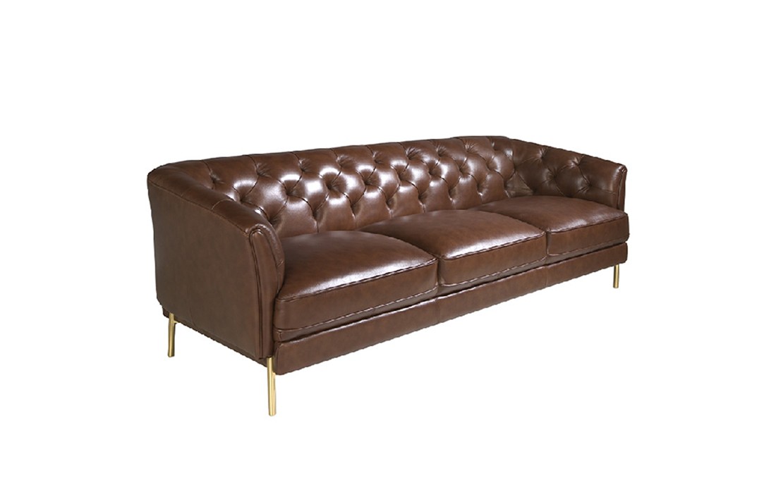Gostou do design moderno e elegante. Experimente o nosso sofá de 3 lugares Terrassa para criar o seu ambiente ideal.