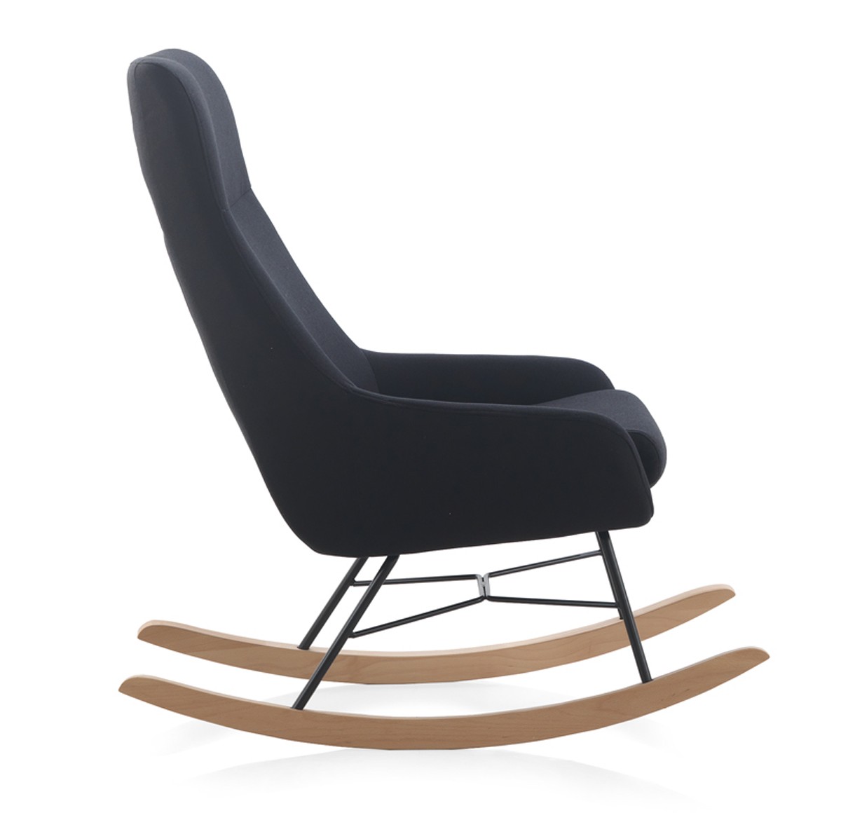 A cadeira de baloiço Ceuta é o lugar ideal para momentos de relaxamento e conforto. Uma cadeira que nos acolhe com o seu design moderno e a sua beleza única.