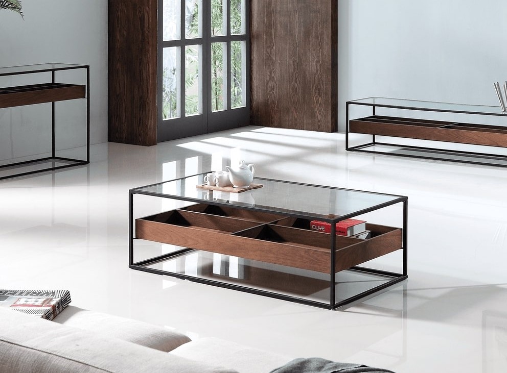 A mesa de centro Clear é um elemento clássico e intemporal na decoração da sua casa. Simplicidade e elegância em perfeita harmonia!