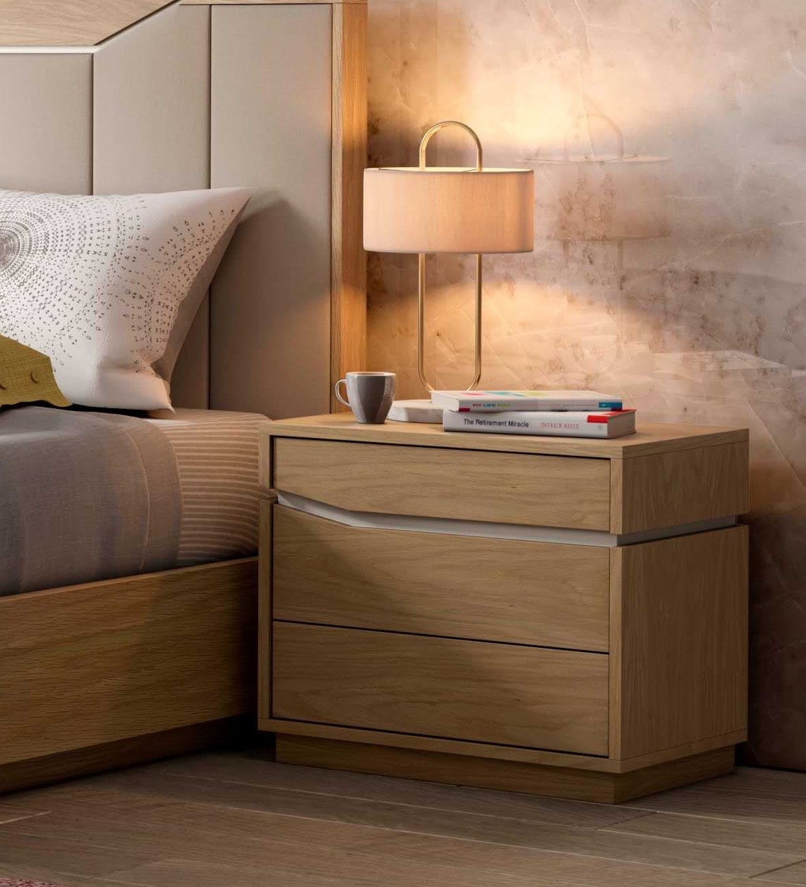 A cama é o centro do quarto, mas os detalhes fazem a diferença. Esta mesa de cabeceira Luca Mor ajuda a tornar o espaço aconchegante e convidativo.