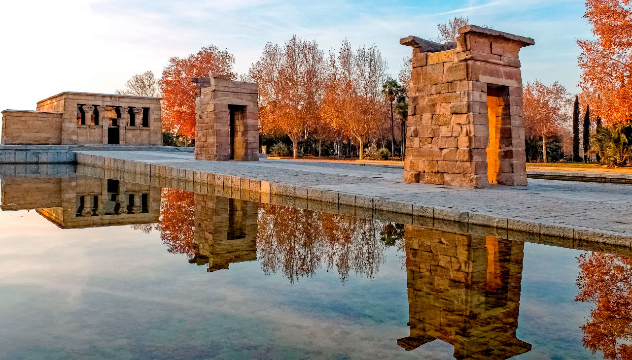 Pintura do Templo de Debod Madrid