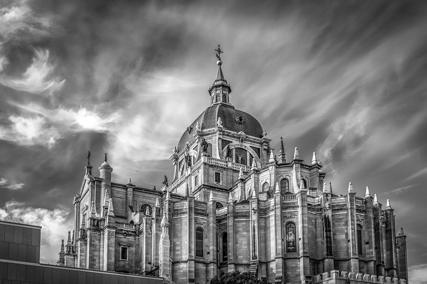 Pintura da Catedral de Almudena em Madrid