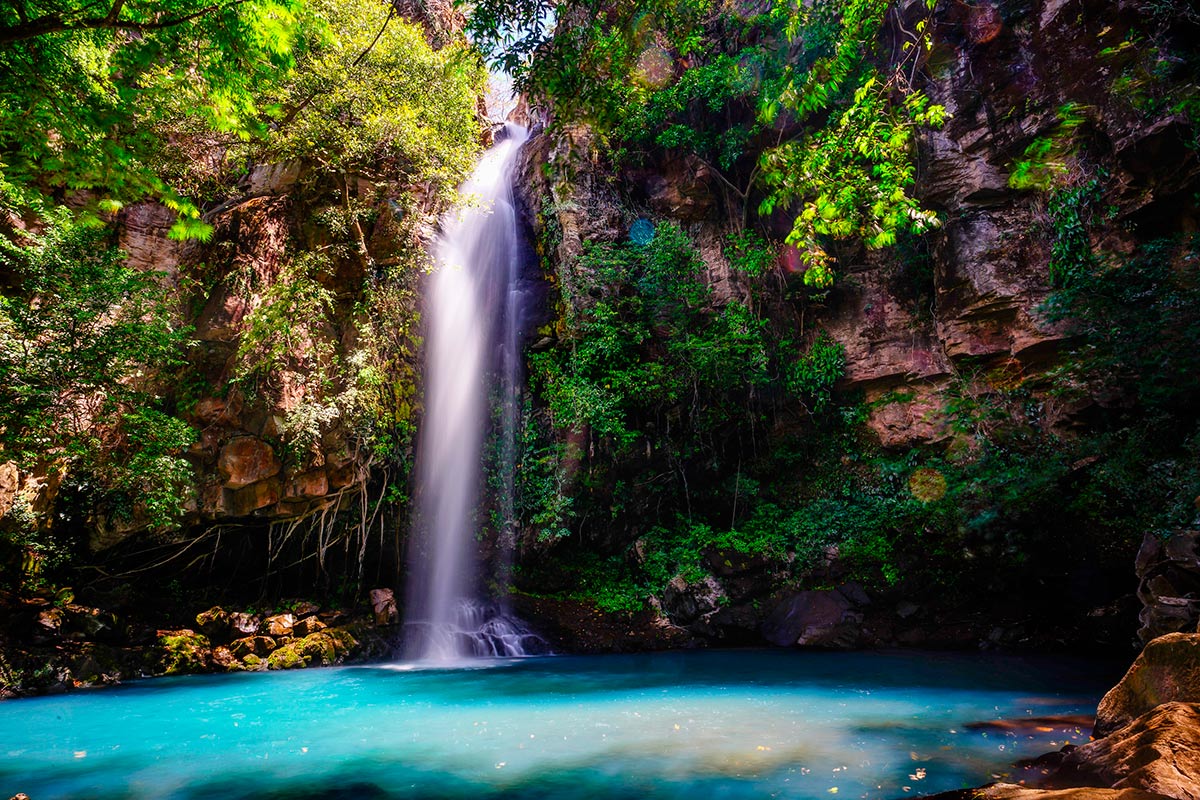 Cachoeira pintura de paisagem