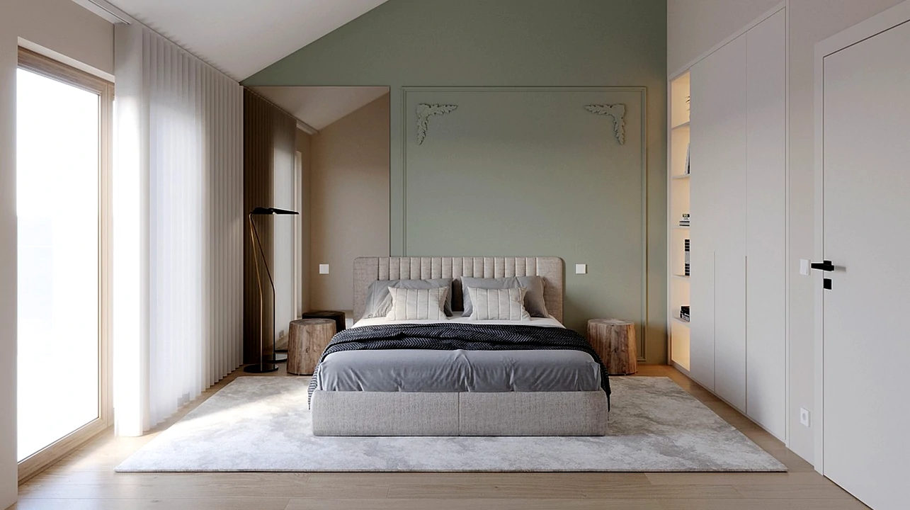Cama estofada, destaque no design do quarto de casal.