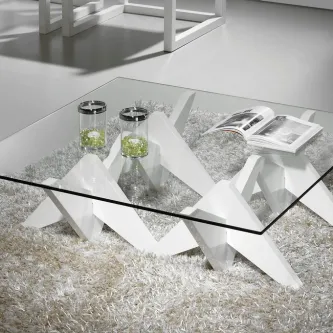 Mesa de centro boomerang com tampo de vidro e base branca geométrica