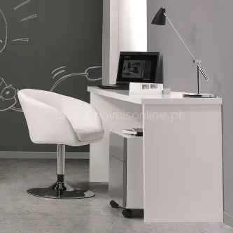 Secretaria Smart branca com gaveteiro, cadeira giratória e candeeiro de mesa.