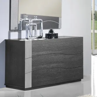 Comoda Simplex 2011 cinzenta escura com três gavetas onduladas e faixa vertical branca