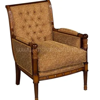 Cadeirão Angola em madeira e estofado castanho com costas capitonê e laterais em vime