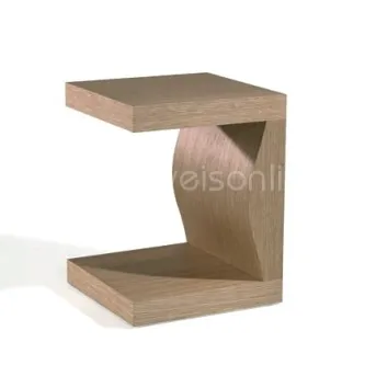 Mesa Micaia em madeira clara em forma de C com suporte curvo