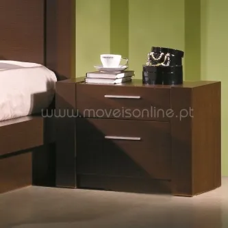 Mesa de cabeceira Elit castanha com duas gavetas e chávena em cima