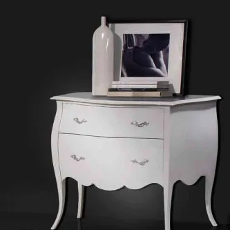 Cómoda Jade branca com duas gavetas e pés curvos, vaso e moldura sobre o tampo