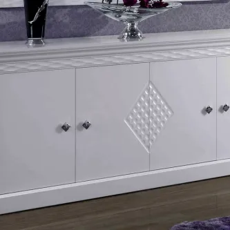 Aparador Onda branco com losango decorativo central e puxadores metálicos