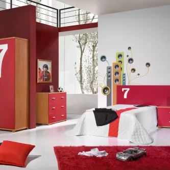 Quarto infantil Zikzak 7 com cama vermelha, armário madeira, cómoda e tapete vermelho