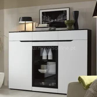 Louceiro Audace branco e preto com porta de vidro e prateleiras com loiça