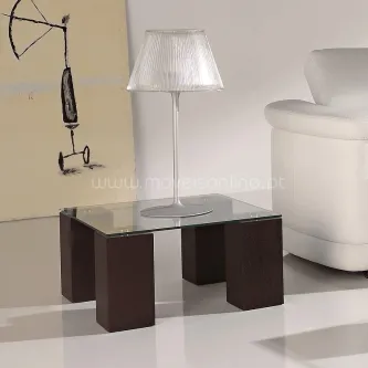 Mesa de centro Audace 2 em madeira escura com tampo de vidro e candeeiro branco