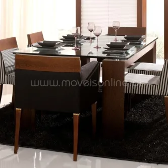 Mesa de jantar Sensations 2 com tampo de vidro, cadeiras estofadas e tapete preto