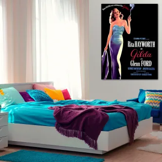 Quarto moderno com cama azul e quadro Gilda com Rita Hayworth na parede