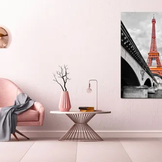 Quadro Torre Eiffel 2, impressão da torre laranja em sala com sofá rosa