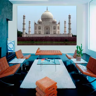 Quadro do Taj Mahal na parede de sala moderna com móveis laranja