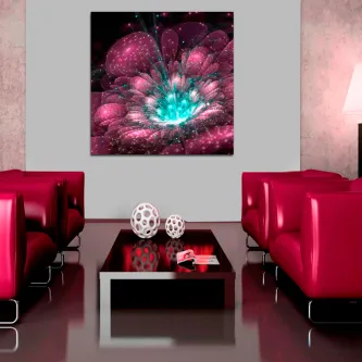 Quadro flor digital com flor fractal rosa e núcleo turquesa numa sala moderna