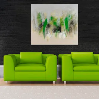 Quadro detalhados a verde com pinceladas abstratas verdes, pendurado sobre dois sofás