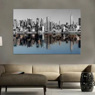 Quadro com horizonte de Nova Iorque a cinzento e reflexo colorido na água