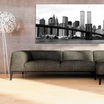 Quadro World Trace Center com paisagem urbana a preto e branco e ponte em primeiro plano