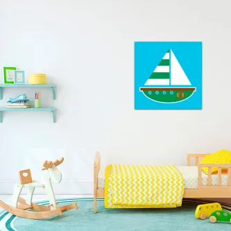 Quadro veleiro pequeno na parede de quarto infantil