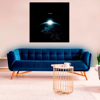 Quadro com Terra vista do espaço e brilho solar sobre fundo escuro