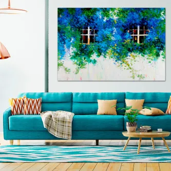 Quadro com duas janelas cercadas por folhagem azul vibrante sobre parede branca