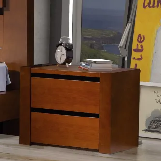Mesa de cabeceira Aveiro em madeira castanha com duas gavetas e relógio