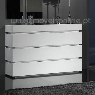 Cômoda N4 branca lacada com quatro gavetas horizontais e base preta