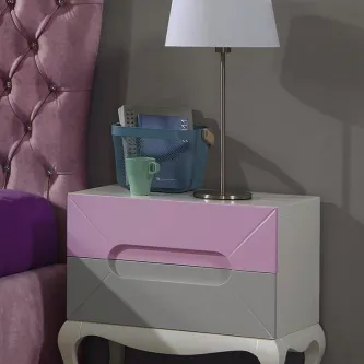Mesa de cabeceira Kenzo Ruby rosa e cinzenta com duas gavetas e pés curvos