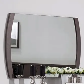 Espelho para cómoda Mustang com moldura madeira castanha e vidro ligeiramente curvo