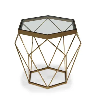 Mesa de apoio abstrata com estrutura metálica dourada e tampo de vidro hexagonal