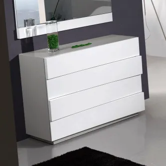 Cómoda Luxer branca lacada com quatro gavetas retas e espelho